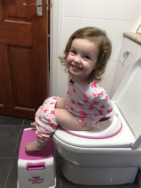 potty images of girl